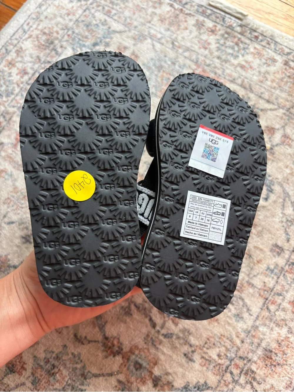 UGG padded toe